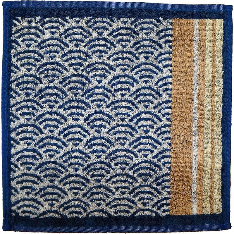 生地色：ブルー