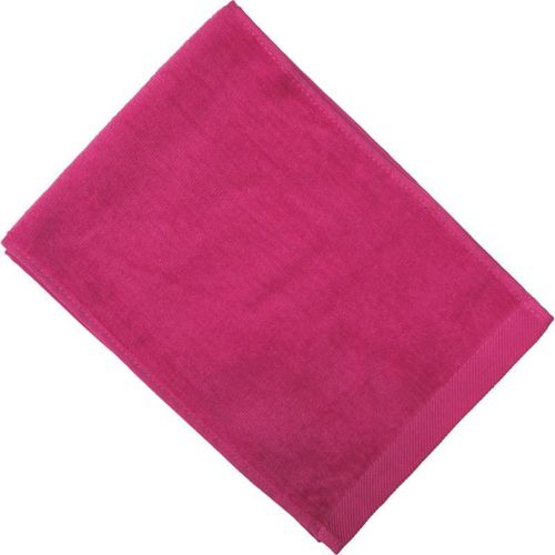 色：ホットピンク